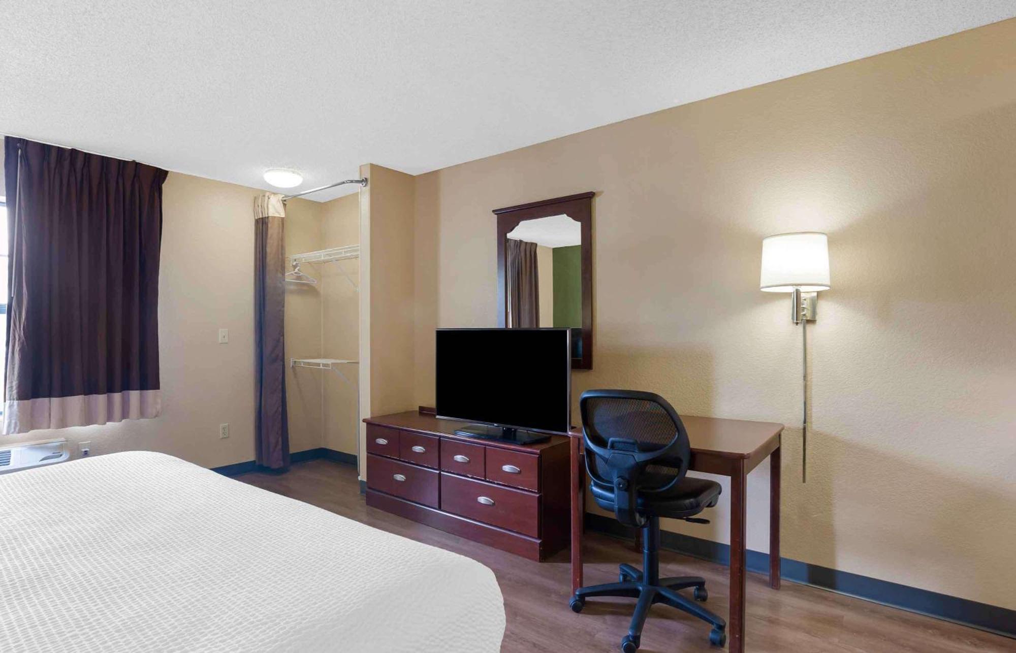 Extended Stay America Suites - Seattle - Bellevue - Factoria Buitenkant foto